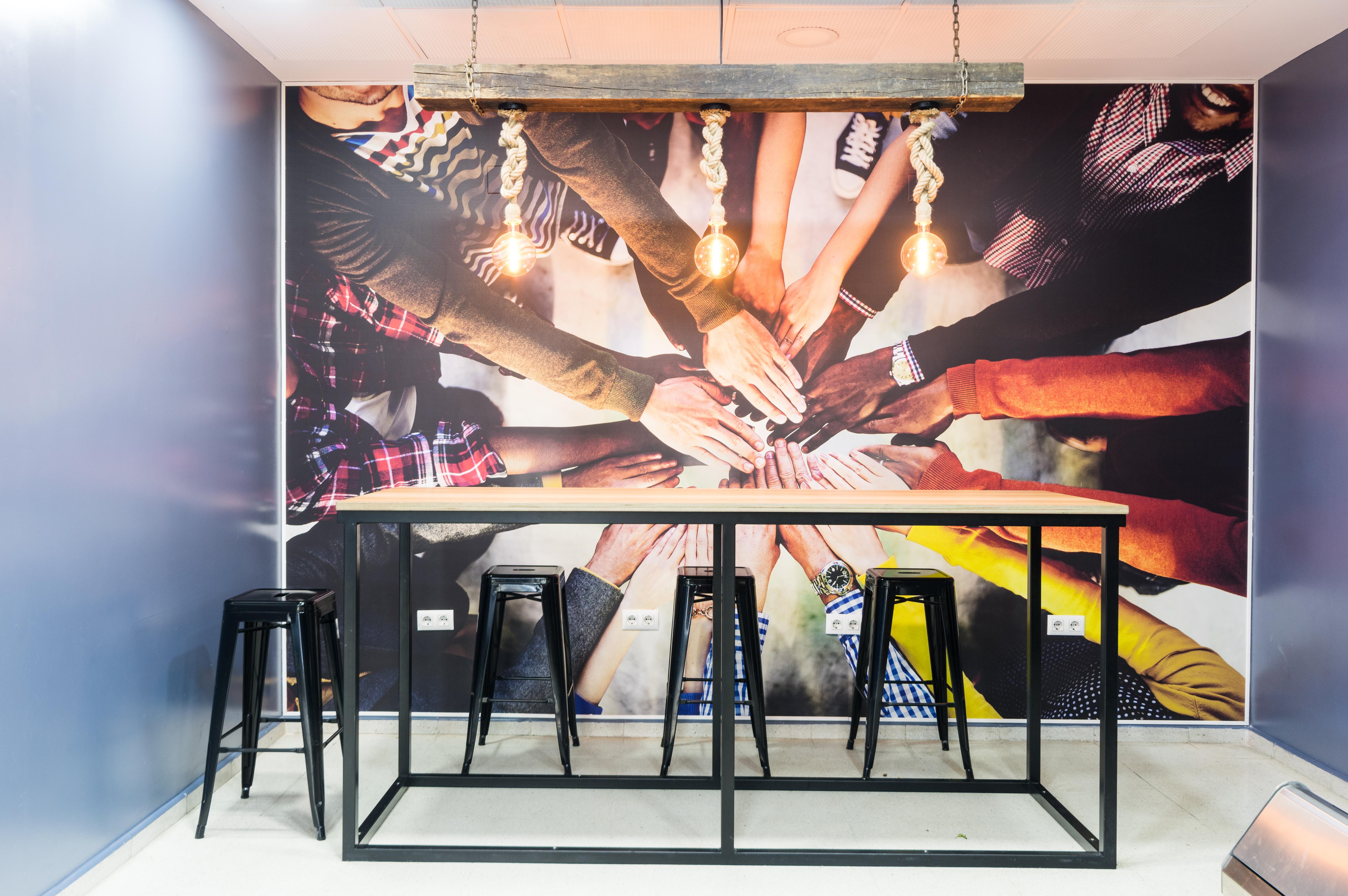Hostal Welcome Madrid Bagian luar foto